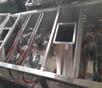Υψηλής απόδοσης 30-50KW ηλεκτρικό στεγνωτήρα κενού μικροκυμάτων με χρόνο στεγνώσεως 2-6 ωρών