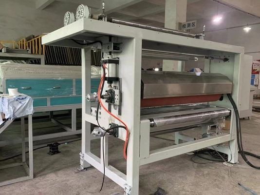 Ηλεκτρονική μηχανή εκτύπωσης UV LED με ταχύτητα 1-10m/min για την παραγωγή