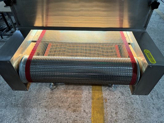 Σήραγγα μεταφοράς UV-C υψηλής απόδοσης για συνεχή αποστείρωση επιφανειών τροφίμων | Προσαρμόσιμο για συσκευασμένα προϊόντα