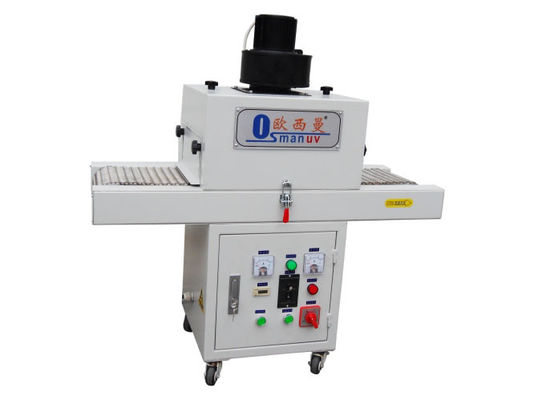 omron UV θεραπεύοντας μηχανή Quickiy κόλλας των οδηγήσεων ζωνών μεταφορέων Machinete ηλεκτρονόμων UV θεραπεύοντας flon LCD