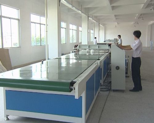 Επίσκεψη εργοστασίων πλάτους εγγράφου δικτύου μηχανών επιστρώματος κουρτινών