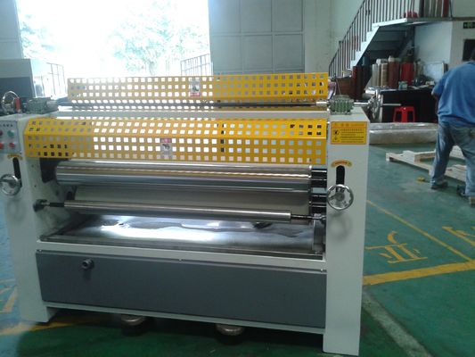 Εναλλασσόμενο ρεύμα 110v 100mm παχύς εξοπλισμός επιστρώματος κυλίνδρων για τα έπιπλα επιτροπής