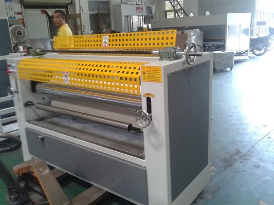 Εναλλασσόμενο ρεύμα 110v 100mm παχύς εξοπλισμός επιστρώματος κυλίνδρων για τα έπιπλα επιτροπής