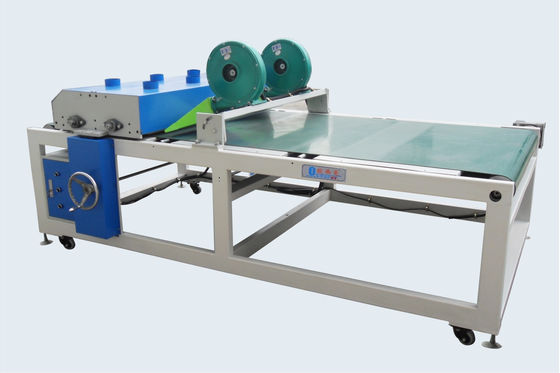 UV μηχανή 150mm πάχος W1320mm επιστρώματος γραμμών παραγωγής χρωμάτων ψεκασμού