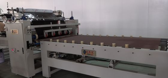 UV εκτύπωσης βερνικιών επιστρώματος μηχανών PVC μεταφορέων σημείων UV εργοστάσιο μηχανών επιστρώματος μηχανών σε μη απευθείας σύνδεση UV
