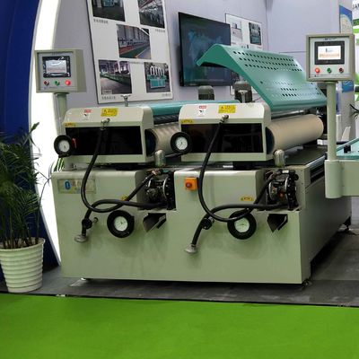 ρόλος πλάτους 1320mm αποτελεσματικός για να κυλήσει MDF μηχανών 5m/Min επιστρώματος τη χρήση