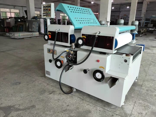 Εφοδιασμός ηλεκτρικής ενέργειας 220V/50Hz και μέγιστο πλάτος επικάλυψης 1000mm Συσκευή επικάλυψης κυλίνδρων για βαφές