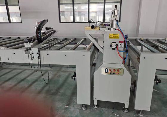 Σύστημα ελέγχου PLC Μηχανή laminating ταινία 3000KG για μεγάλη διάμετρος επανέλιξης 1000mm