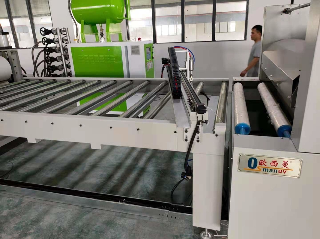 Μηχανή στρώσης ταινιών με ικανότητα τάσης 380V/50HZ και μεγάλη διάμετρος επανέλιξης